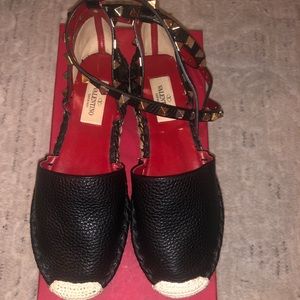 EXCELLENT CONDITION VALENTINO ESPADRILLES SIZE 35